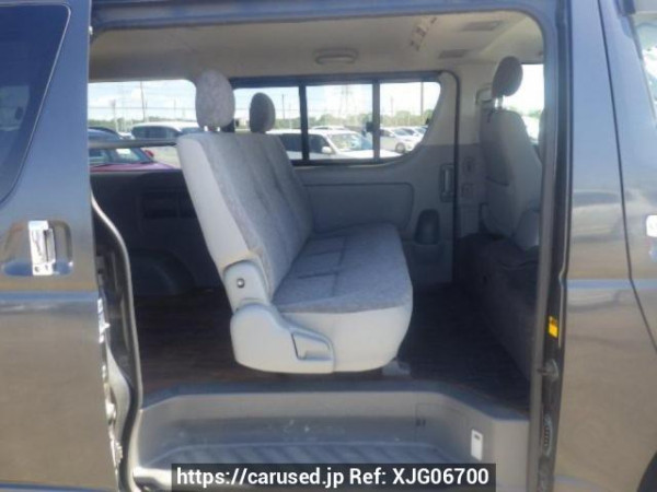 Used 2004 AT toyota regiusace-van KDH205V Image[13]