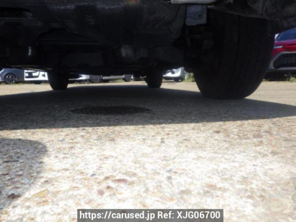 Used 2004 AT toyota regiusace-van KDH205V Image[28]