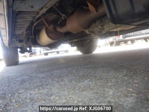 Used 2004 AT toyota regiusace-van KDH205V Image[29]