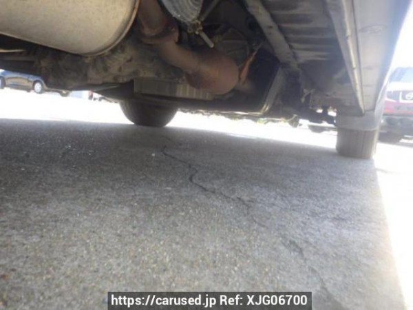 Used 2004 AT toyota regiusace-van KDH205V Image[30]