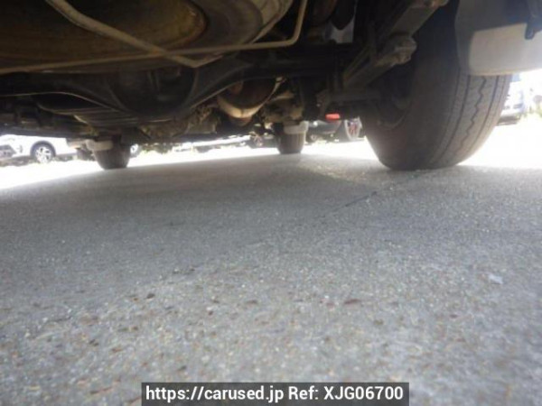 Used 2004 AT toyota regiusace-van KDH205V Image[32]