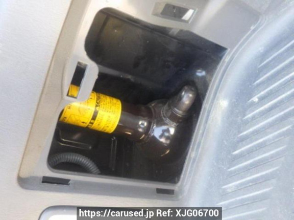 Used 2004 AT toyota regiusace-van KDH205V Image[37]