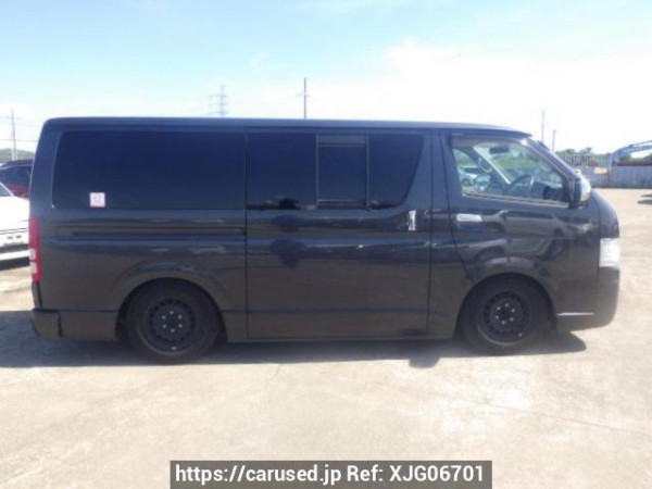 Used 2004 AT toyota regiusace-van KDH200V Image[7]