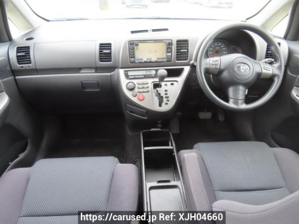 Used 2003 AT toyota wish ZNE10G Image[18]