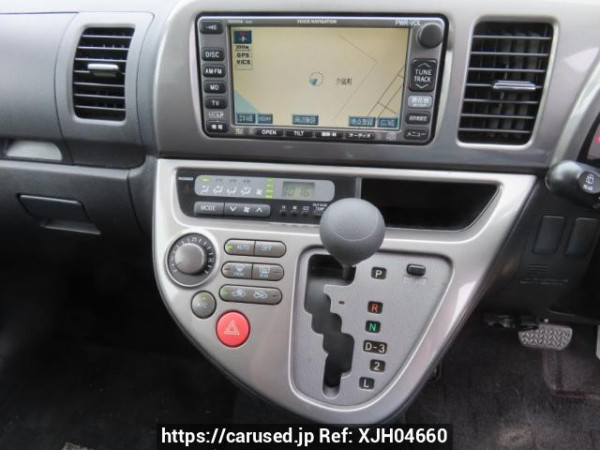 Used 2003 AT toyota wish ZNE10G Image[23]