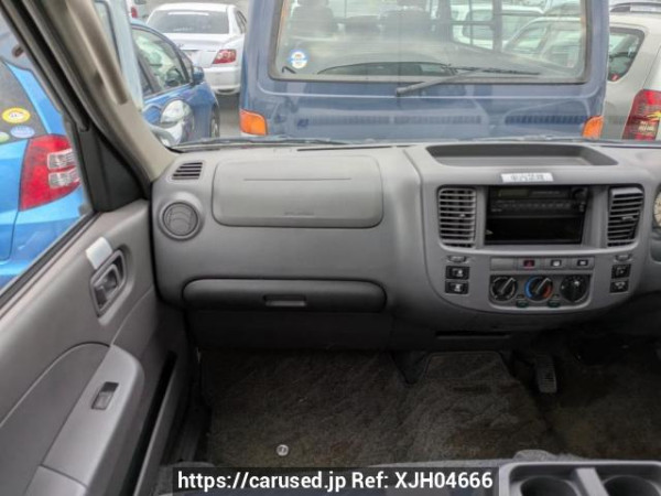 Used 2003 AT nissan caravan-bus DWMGE25 Image[19]
