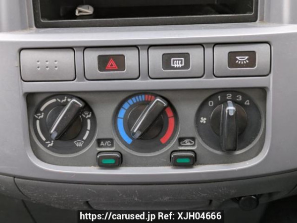 Used 2003 AT nissan caravan-bus DWMGE25 Image[25]