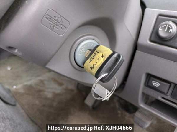 Used 2003 AT nissan caravan-bus DWMGE25 Image[27]