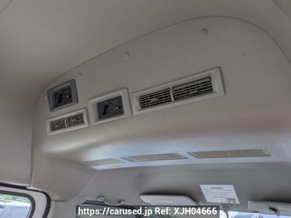 Used 2003 AT nissan caravan-bus DWMGE25 Image[29]
