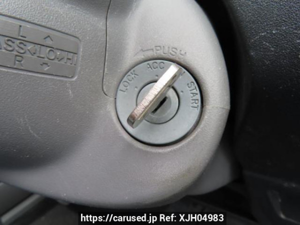 Used 2004 AT toyota sienta NCP81G Image[31]