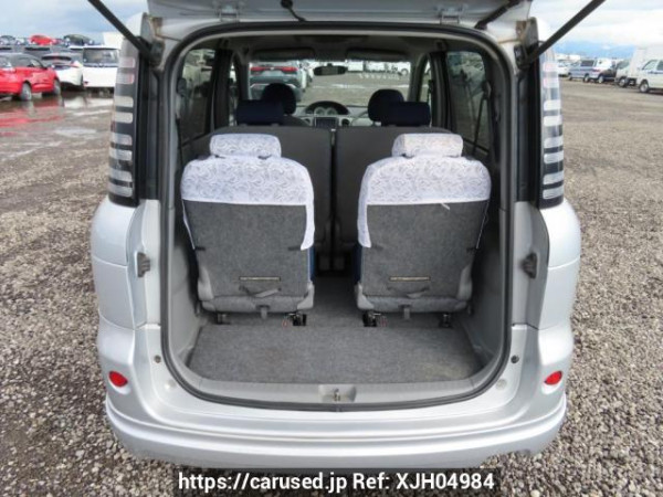 Used 2004 AT toyota sienta NCP81G Image[8]