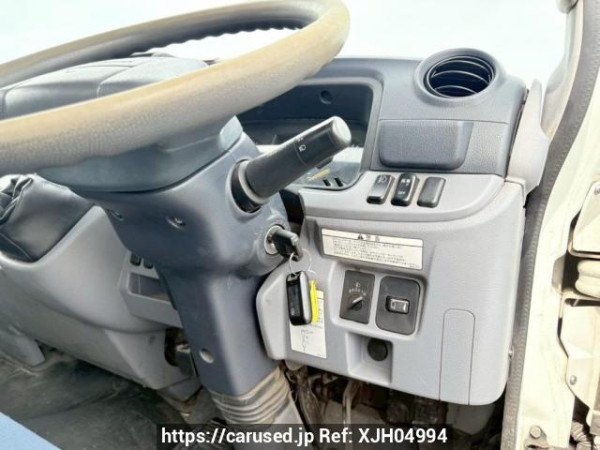 Used 2013 MT mitsubishi canter FBA50 Image[26]