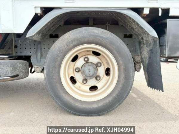 Used 2013 MT mitsubishi canter FBA50 Image[30]