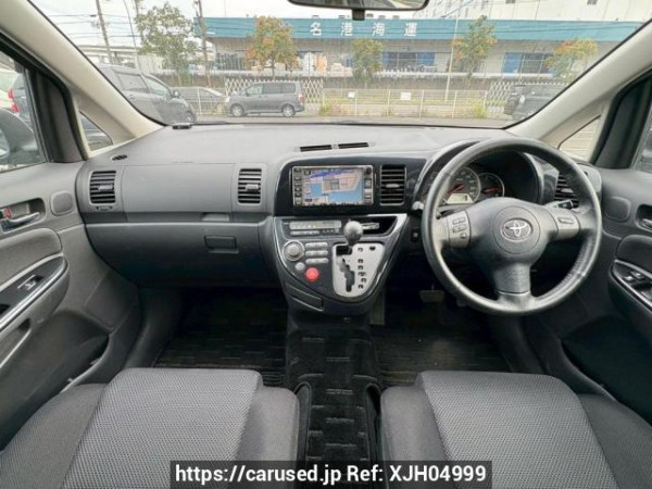 Used 2003 AT toyota wish ZNE10G Image[19]