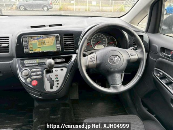 Used 2003 AT toyota wish ZNE10G Image[21]