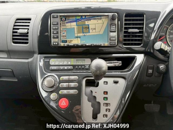 Used 2003 AT toyota wish ZNE10G Image[24]