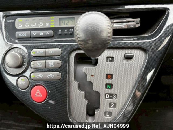 Used 2003 AT toyota wish ZNE10G Image[28]