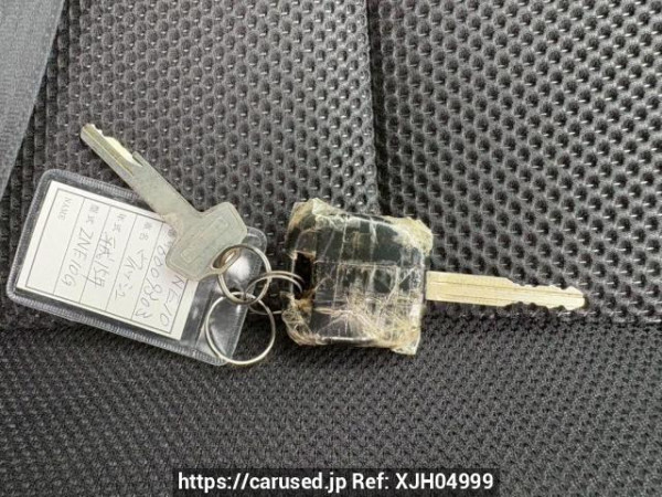 Used 2003 AT toyota wish ZNE10G Image[31]