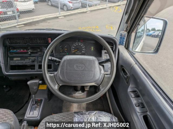 Used 1999 AT toyota hiace-van RZH102V Image[18]