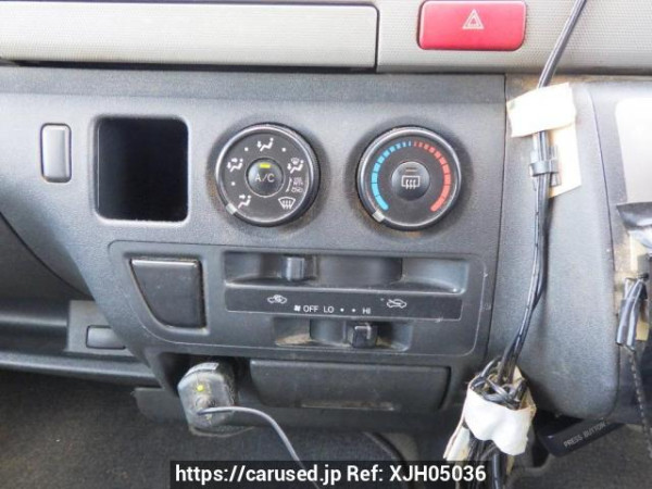 Used 2005 AT toyota hiace-van KDH200V Image[22]