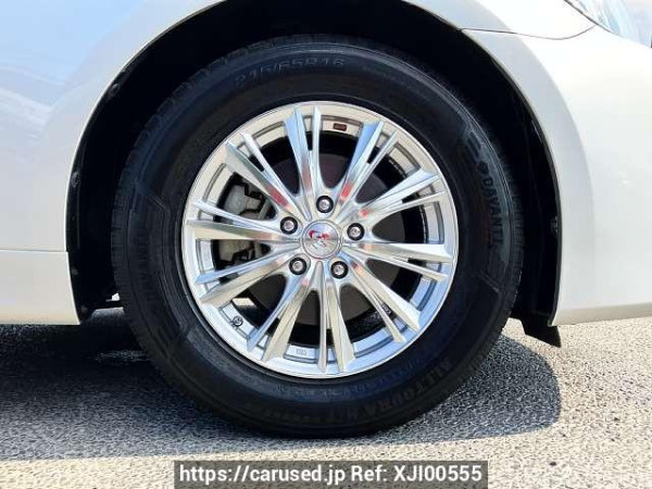 Used 2013 CVT toyota crown-hybrid DAA-AWS210 Image[4]