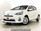 Toyota Aqua DAA-NHP10