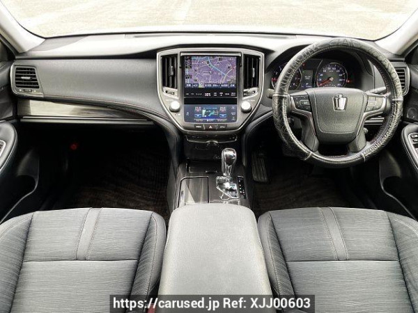 Used 2014 CVT toyota crown DBA-GRS210 Image[1]