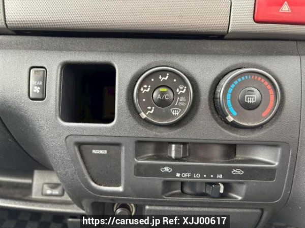 Used 2007 AT toyota hiace-van KDH205V Image[25]
