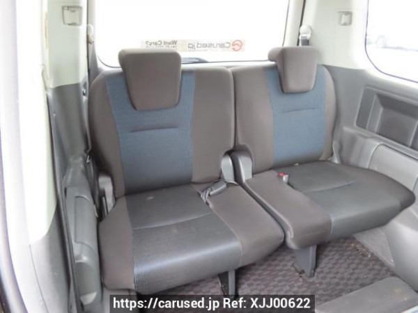 Used 2009 AT toyota voxy ZRR70W Image[19]