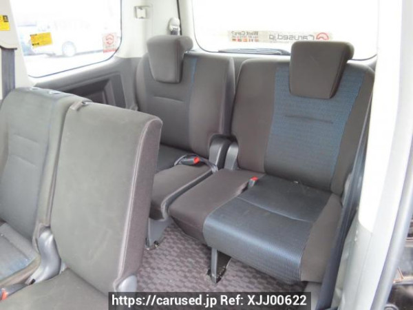 Used 2009 AT toyota voxy ZRR70W Image[20]