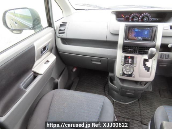 Used 2009 AT toyota voxy ZRR70W Image[22]
