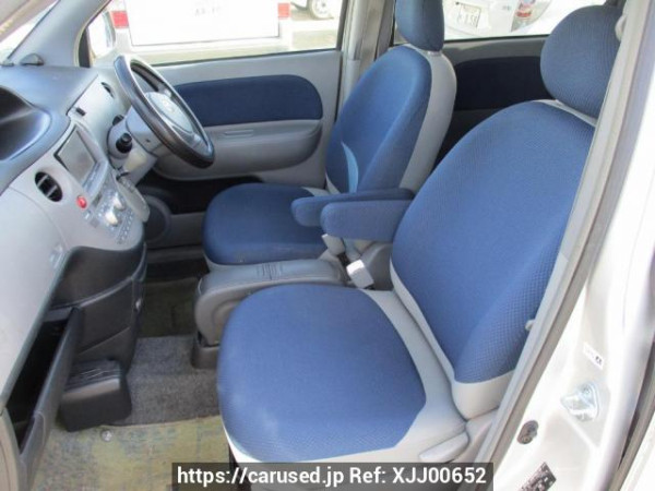 Used 2004 AT toyota sienta NCP81G Image[14]