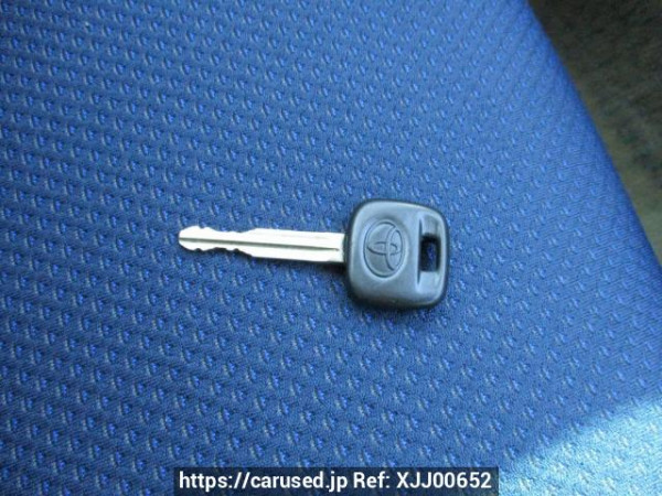 Used 2004 AT toyota sienta NCP81G Image[28]