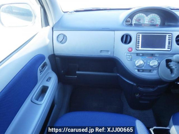 Used 2004 AT toyota sienta NCP81G Image[18]