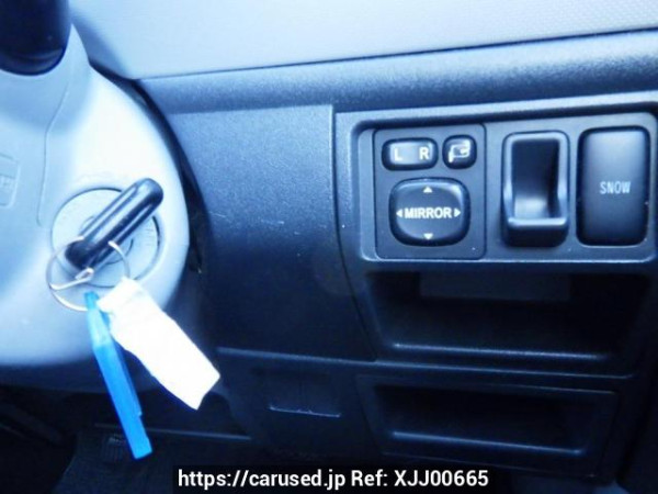 Used 2004 AT toyota sienta NCP81G Image[26]