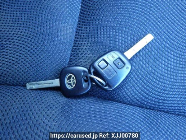 Used 2003 AT toyota harrier ACU35W Image[26]