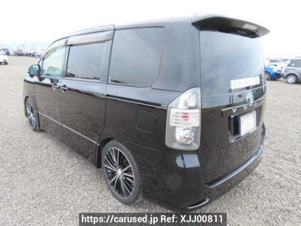 Used 2007 AT toyota voxy ZRR70W Image[4]