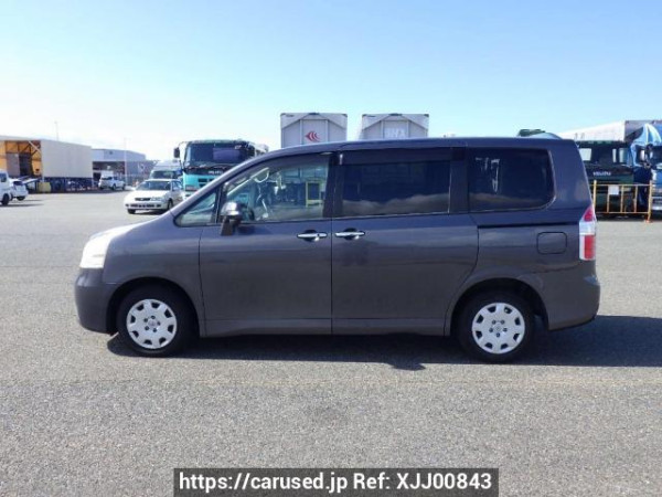 Used 2009 AT toyota noah ZRR70G Image[3]