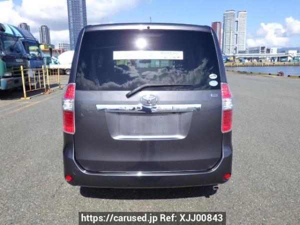 Used 2009 AT toyota noah ZRR70G Image[5]