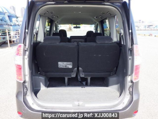 Used 2009 AT toyota noah ZRR70G Image[8]