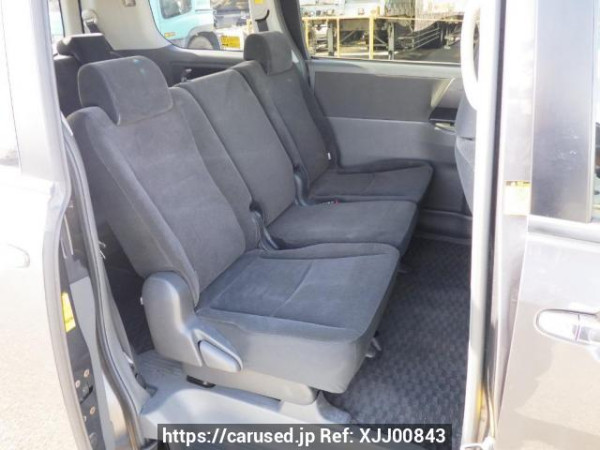 Used 2009 AT toyota noah ZRR70G Image[14]