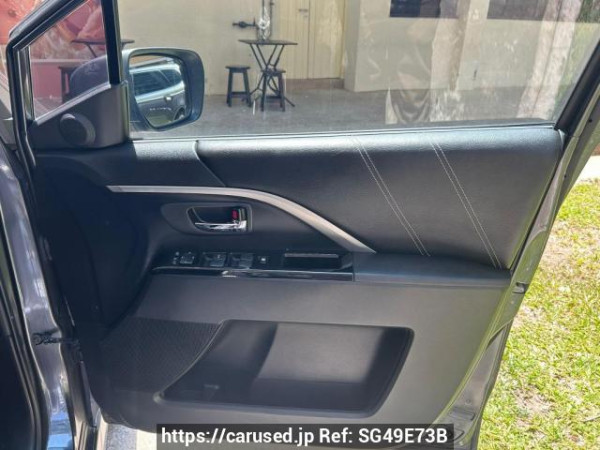 Used 2016 AT mazda mazda5 null Image[8]