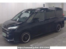 Toyota Noah ZWR90W