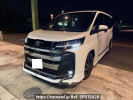 Toyota Noah ZWR90W