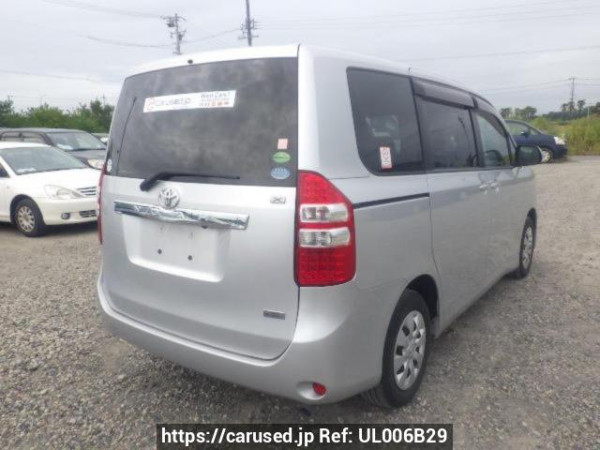 Used 2012 AT toyota noah ZRR70G Image[6]