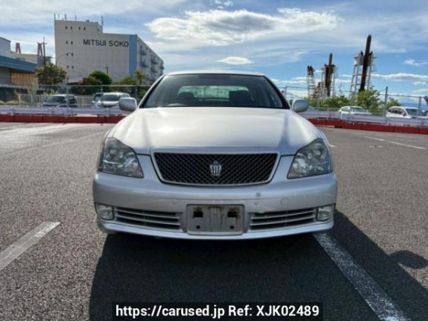 Used 2004 AT toyota crown GRS180 Image[1]