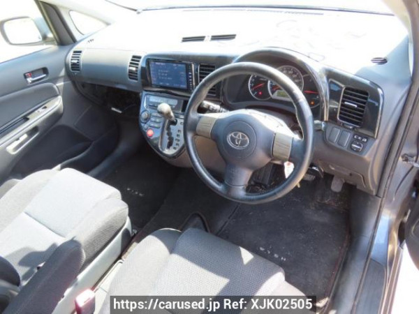 Used 2005 AT toyota wish ZNE10G Image[12]