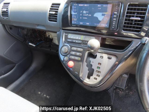 Used 2005 AT toyota wish ZNE10G Image[24]