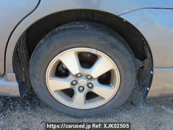 Used 2005 AT toyota wish ZNE10G Image[32]