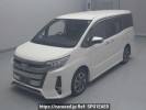 Toyota Noah ZRR80W